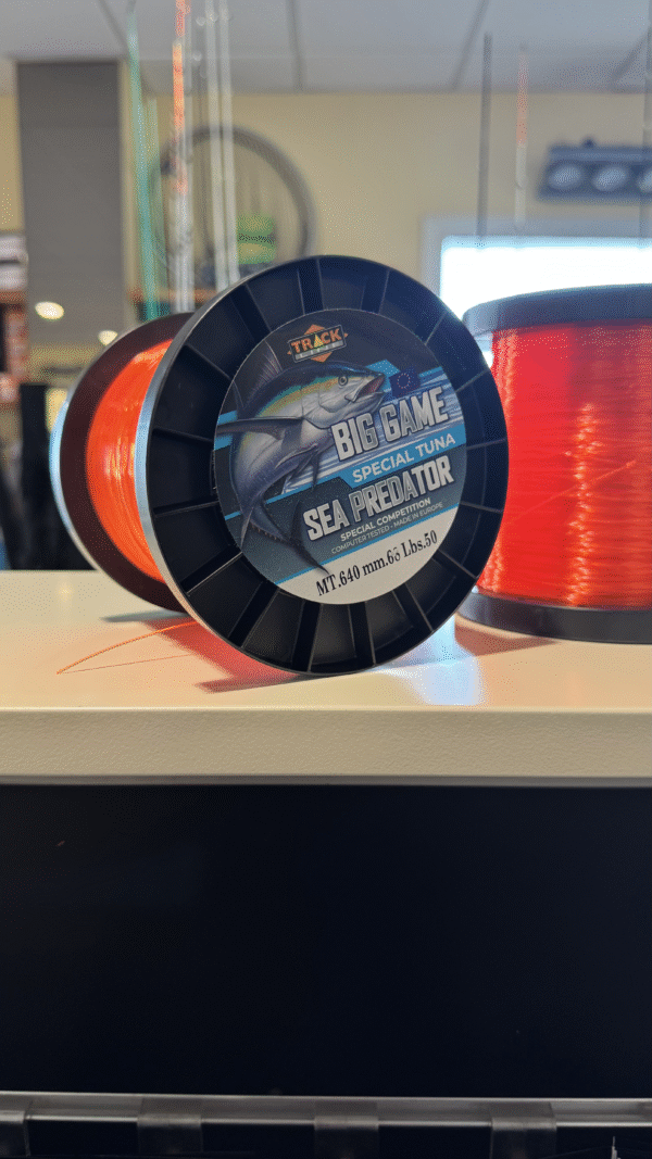 TRACK LINE Filo Sea Predatror 640m 50lb 0.68mm